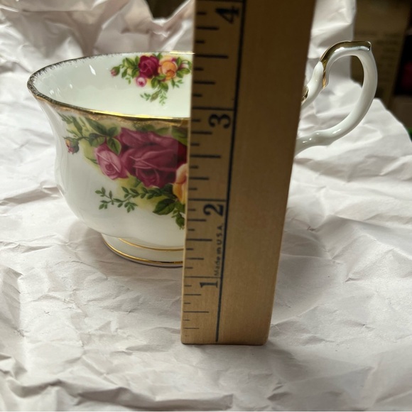 Royal Albert Old Country Roses Bone China 10oz Coffee Or Large Tea Mug Cup - Picture 10 of 11